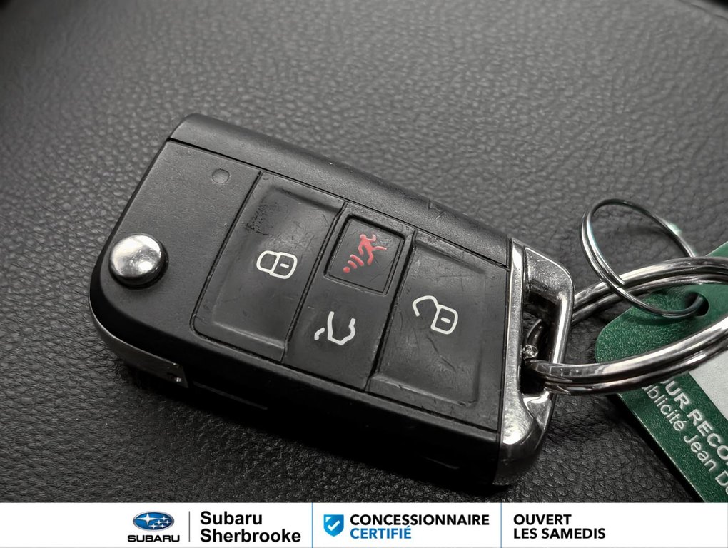 2017 Volkswagen Golf 5dr HB Auto 1.8 TSI in Sherbrooke, Quebec - 20 - w1024h768px