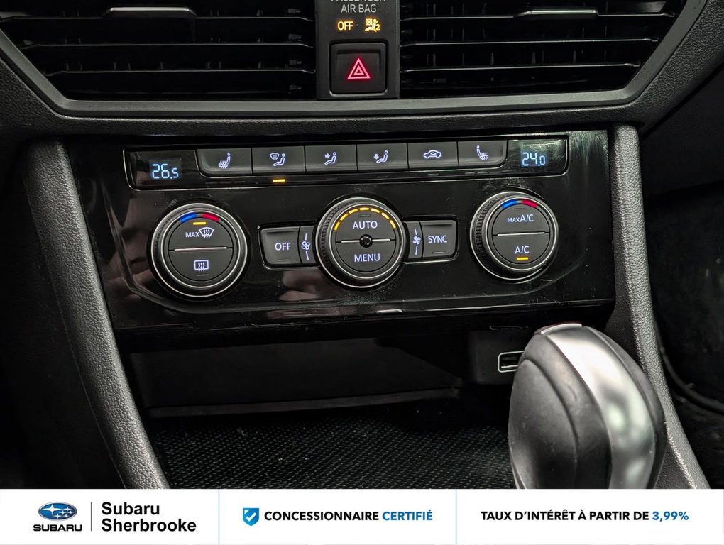 2020 Volkswagen Jetta Highline Auto in Sherbrooke, Quebec - 12 - w1024h768px