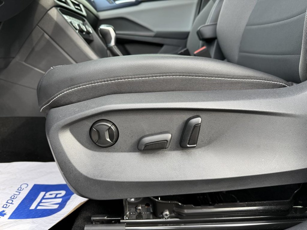 Volkswagen Taos Comfortline AWD 2023 à Québec, Québec - 22 - w1024h768px