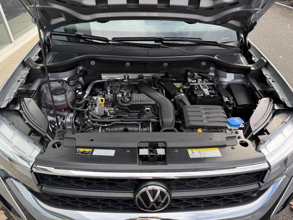 Volkswagen Taos Comfortline AWD 2023 à Québec, Québec - 26 - w1024h768px