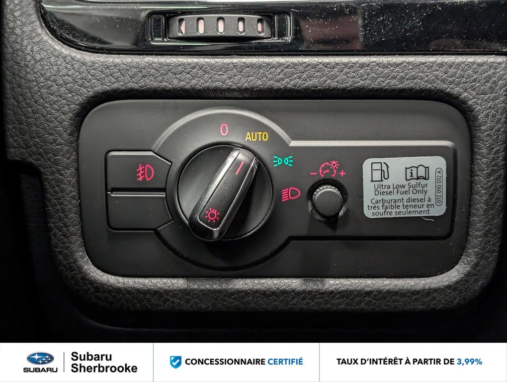 2014 Volkswagen Touareg 4dr TDI in Sherbrooke, Quebec - 17 - w1024h768px