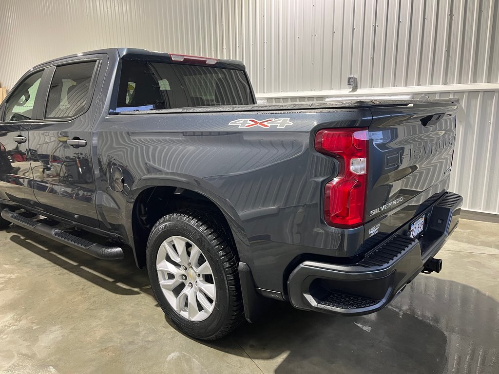 2021 Chevrolet SILVERADO K1500 CUSTOM Custom in Grand-Sault and Edmunston, New Brunswick - 5 - w1024h768px