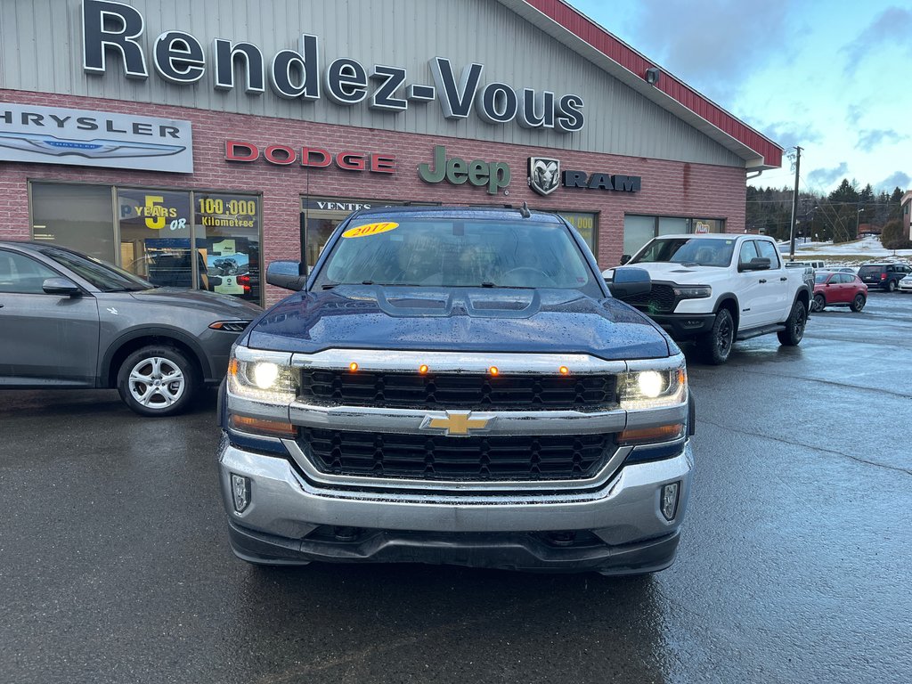 2017  Silverado LT in Grand-Sault and Edmunston, New Brunswick - 2 - w1024h768px