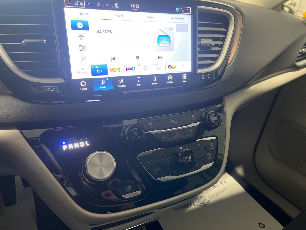 2024 Chrysler Grand Caravan SXT in Grand-Sault and Edmunston, New Brunswick - 18 - w1024h768px