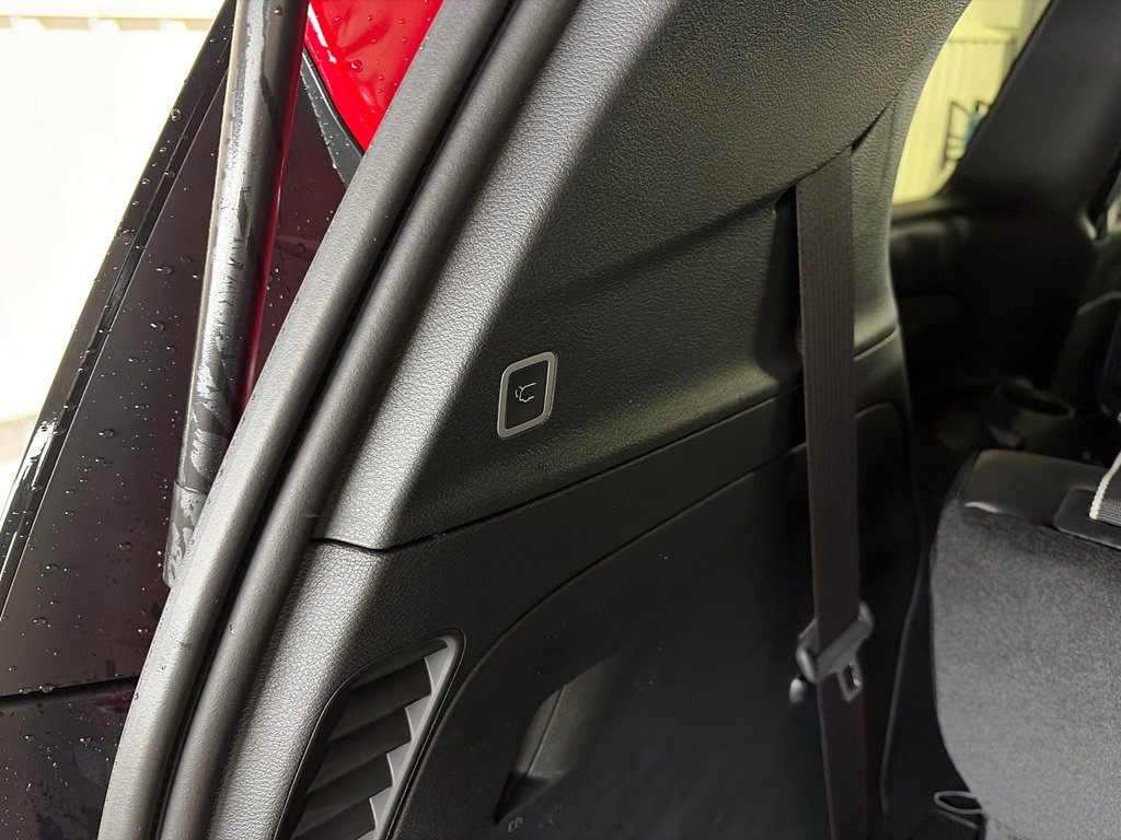 2026 Chrysler Grand Caravan SXT in Grand-Sault and Edmunston, New Brunswick - 8 - w1024h768px