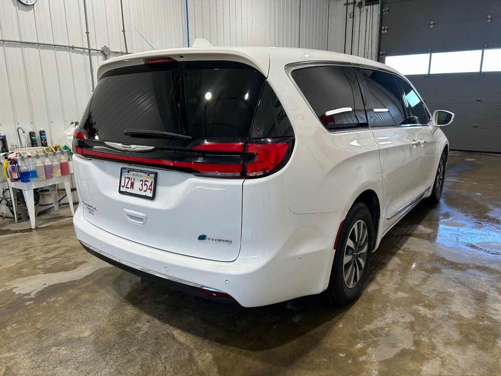 Chrysler Pacifica Hybrid LIMITED 2022 à Grand-Sault et Edmunston, Nouveau-Brunswick - 4 - w1024h768px