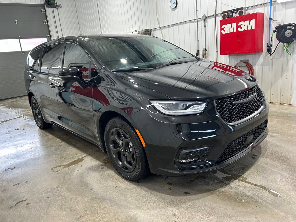 Pacifica Hybrid LIMITED 2023 à Grand-Sault et Edmunston, Nouveau-Brunswick - 3 - w1024h768px