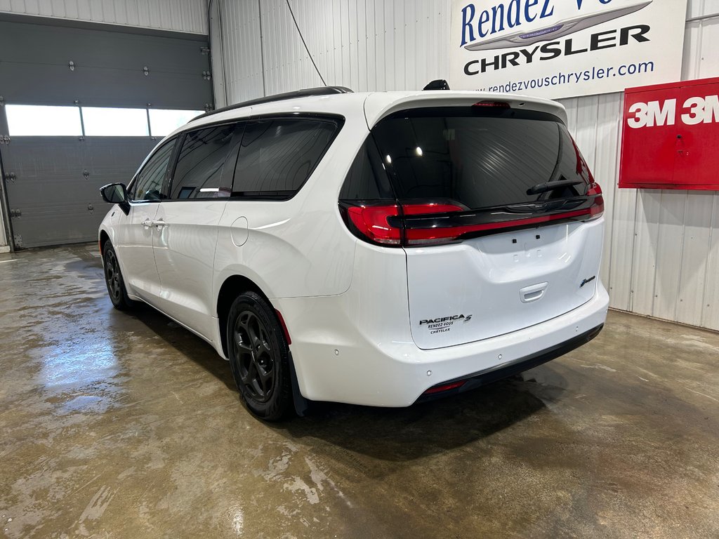 2024 Chrysler PACIFICA HYBRID PREMIUM S APPEARANCE in Grand-Sault and Edmunston, New Brunswick - 6 - w1024h768px
