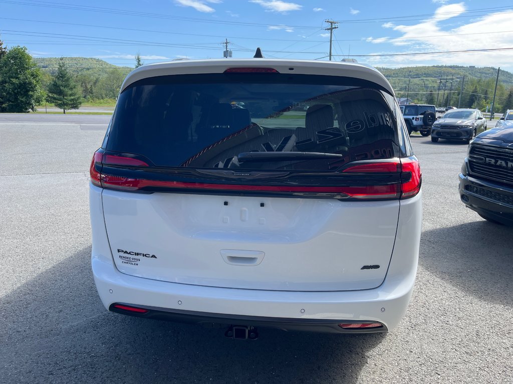 2024  Pacifica TOURING L in Grand-Sault and Edmunston, New Brunswick - 5 - w1024h768px