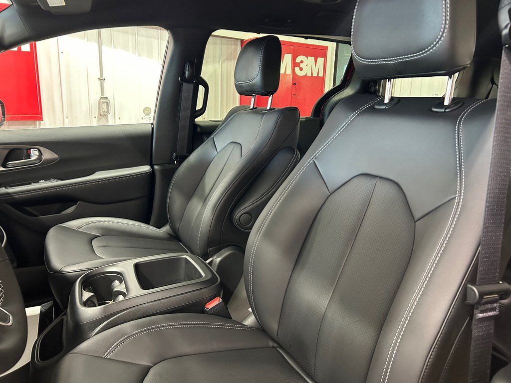 Chrysler Pacifica SELECT AWD 2026 à Grand-Sault et Edmunston, Nouveau-Brunswick - 11 - w1024h768px