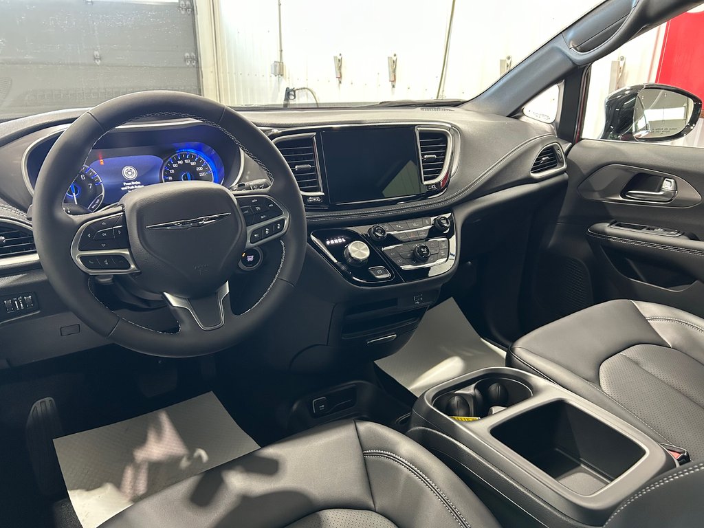 Chrysler Pacifica SELECT AWD 2026 à Grand-Sault et Edmunston, Nouveau-Brunswick - 8 - w1024h768px