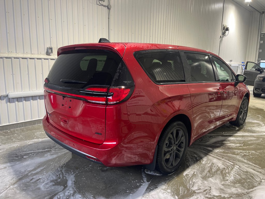 Chrysler Pacifica SELECT AWD 2026 à Grand-Sault et Edmunston, Nouveau-Brunswick - 5 - w1024h768px