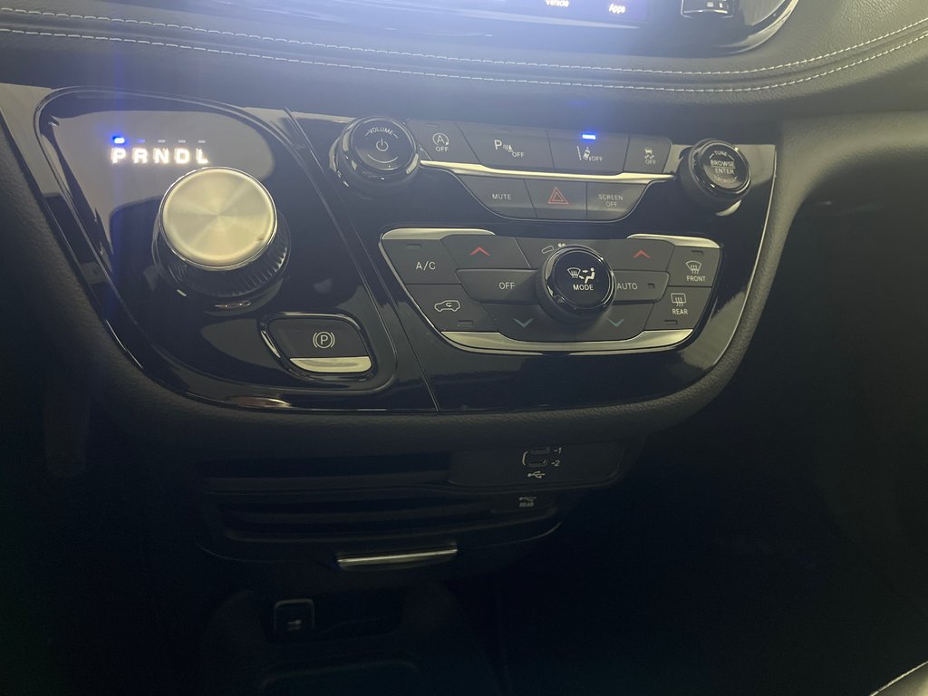 Chrysler Pacifica SELECT AWD 2026 à Grand-Sault et Edmunston, Nouveau-Brunswick - 18 - w1024h768px