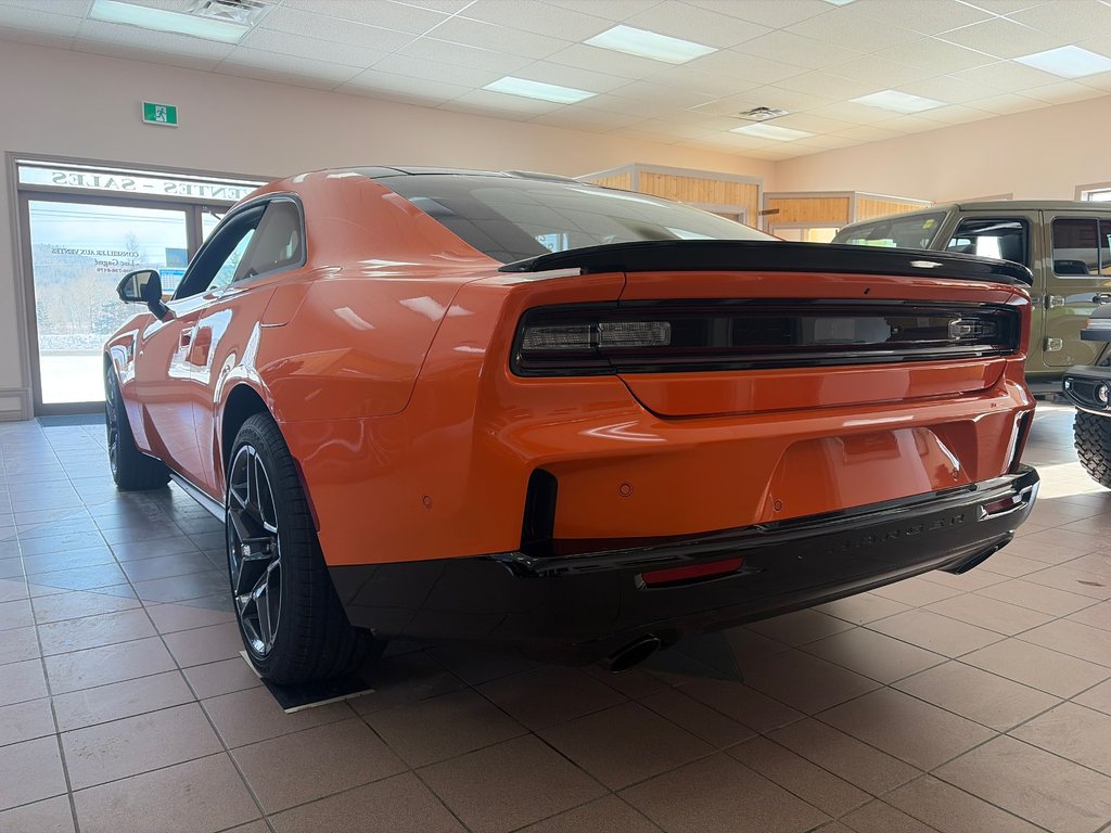 Dodge Charger 2-Doors SCAT PACK PLUS 2026 à Grand-Sault et Edmunston, Nouveau-Brunswick - 6 - w1024h768px
