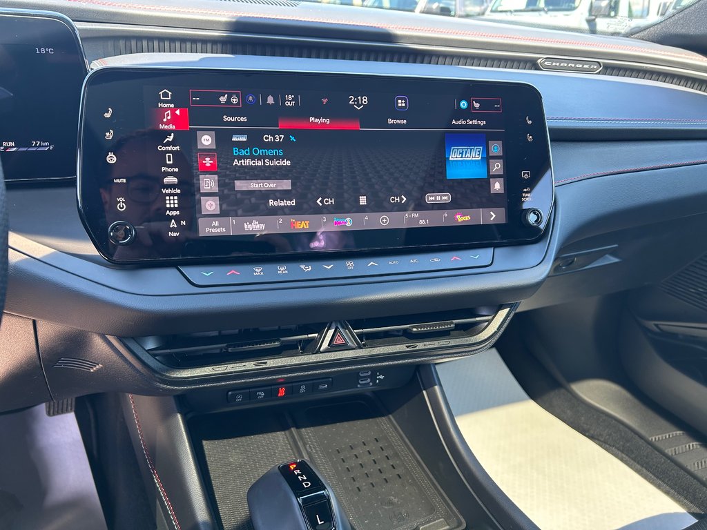 2026 Dodge Charger 2-Doors SCAT PACK PLUS in Grand-Sault and Edmunston, New Brunswick - 11 - w1024h768px