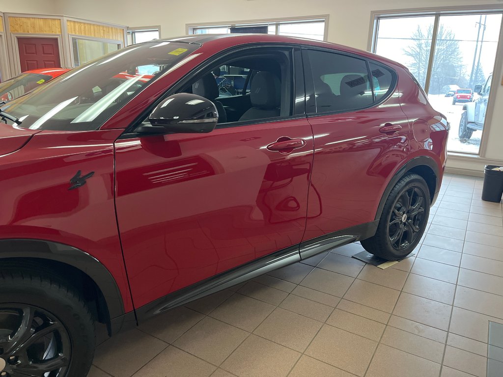 2024  Hornet PHEV R/T PLUS in Grand-Sault and Edmunston, New Brunswick - 7 - w1024h768px