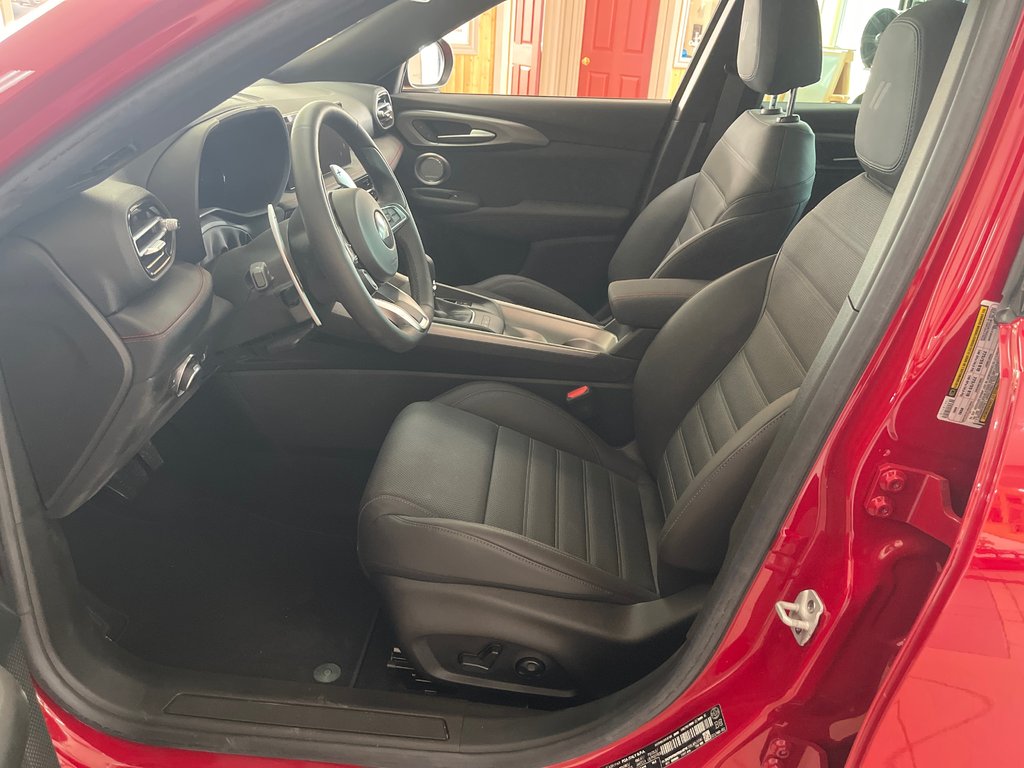 2024 Dodge HORNET R/T PLUS in Grand-Sault and Edmunston, New Brunswick - 8 - w1024h768px