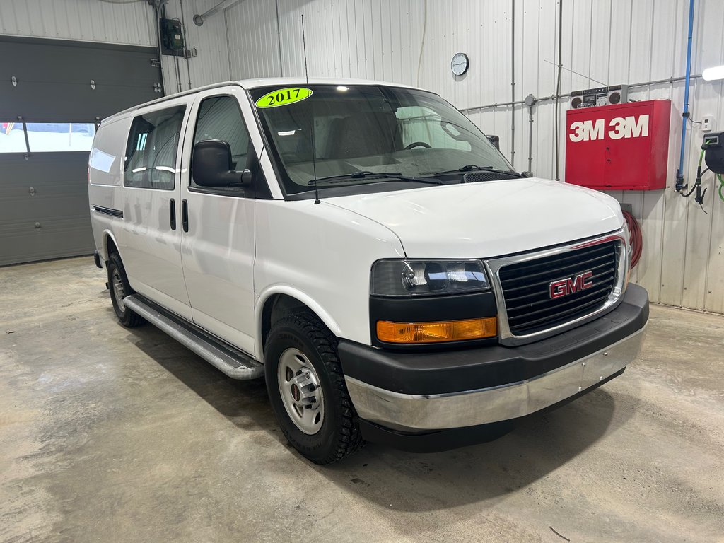 2017 GMC Savana in Grand-Sault and Edmunston, New Brunswick - 3 - w1024h768px