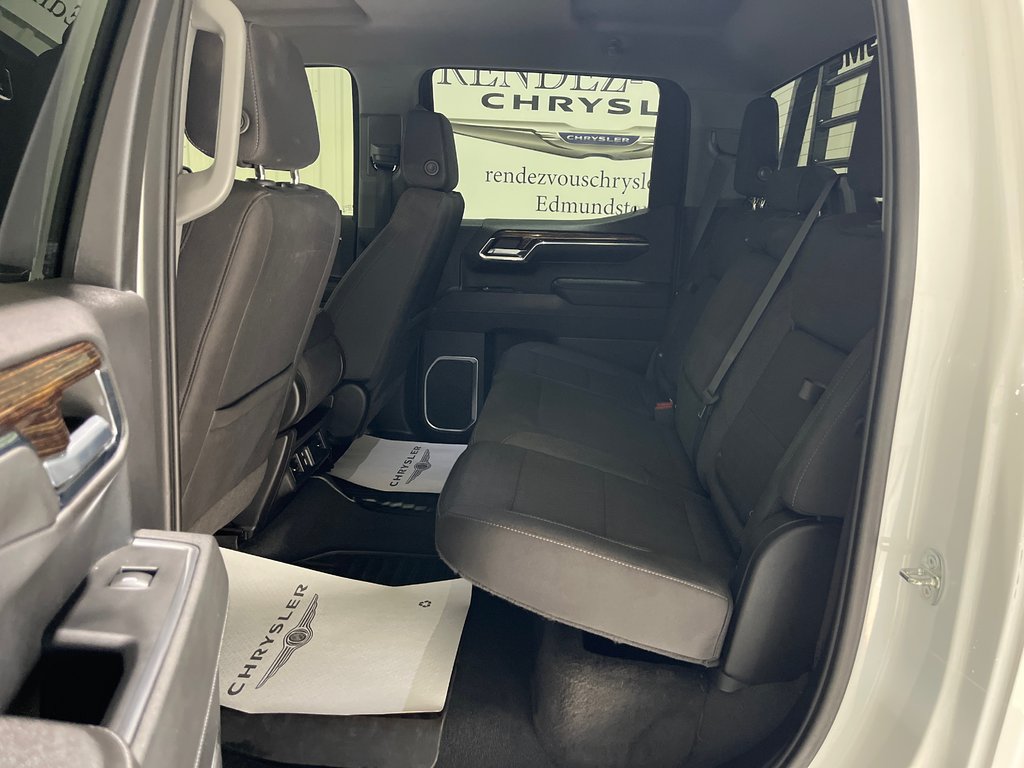 GMC SIERRA K1500 ELEVATION Elevation 2023 à Grand-Sault et Edmunston, Nouveau-Brunswick - 9 - w1024h768px