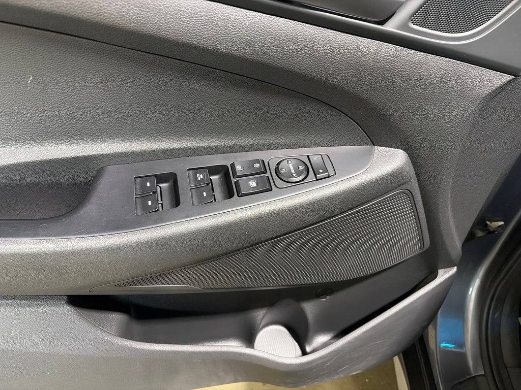 2017 Hyundai TUCSON SE in Grand-Sault and Edmunston, New Brunswick - 11 - w1024h768px