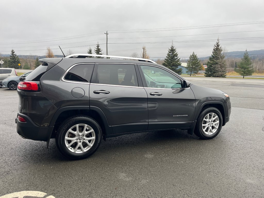 CHEROKEE LATITUDE North 2015 à Grand-Sault et Edmunston, Nouveau-Brunswick - 7 - w1024h768px