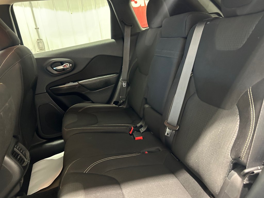 Jeep CHEROKEE North 2015 à Grand-Sault et Edmunston, Nouveau-Brunswick - 9 - w1024h768px