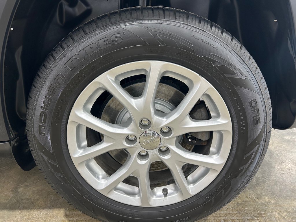 Jeep CHEROKEE North 2015 à Grand-Sault et Edmunston, Nouveau-Brunswick - 7 - w1024h768px