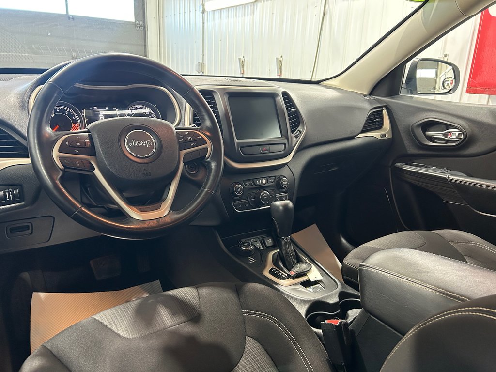 Jeep CHEROKEE North 2015 à Grand-Sault et Edmunston, Nouveau-Brunswick - 8 - w1024h768px