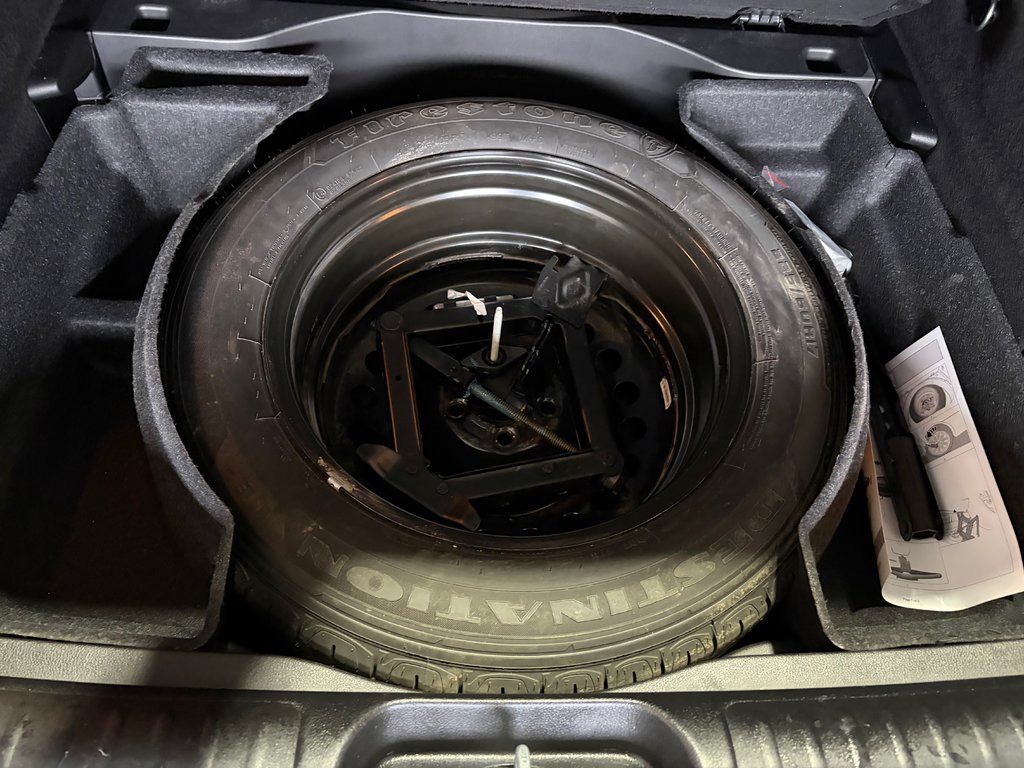 2021 Jeep CHEROKEE LIMITED High Altitude in Grand-Sault and Edmunston, New Brunswick - 10 - w1024h768px