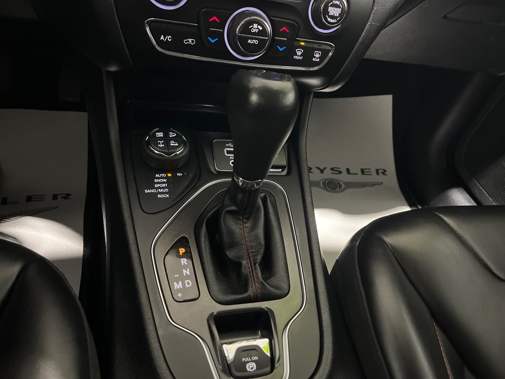 2019 Jeep CHEROKEE TRAILHAWK TRAILHAWK in Grand-Sault and Edmunston, New Brunswick - 18 - w1024h768px