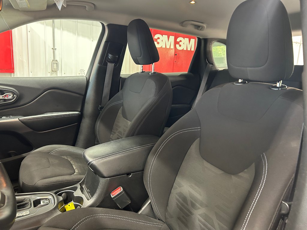 Jeep CHEROKEE NORTH 2019 à Grand-Sault et Edmunston, Nouveau-Brunswick - 9 - w1024h768px