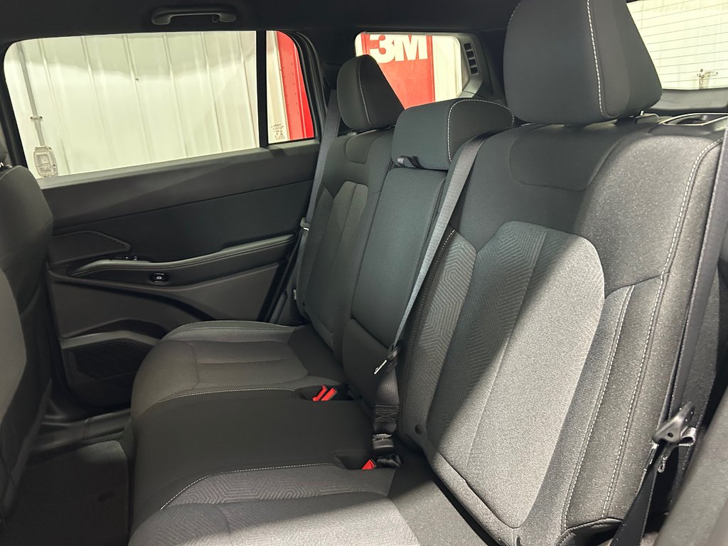 2026 Jeep Cherokee LAREDO in Grand-Sault and Edmunston, New Brunswick - 8 - w1024h768px