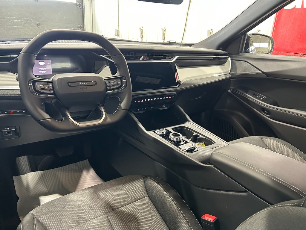 2026 Jeep Cherokee LAREDO in Grand-Sault and Edmunston, New Brunswick - 7 - w1024h768px