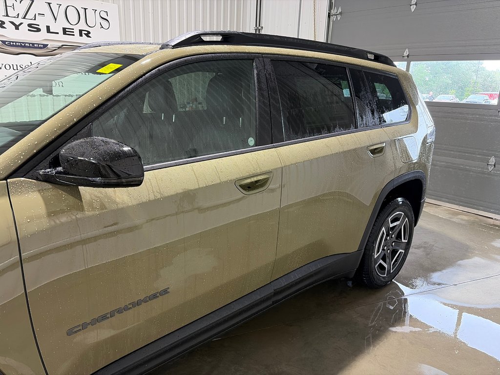2026 Jeep Cherokee LIMITED in Grand-Sault and Edmunston, New Brunswick - 7 - w1024h768px