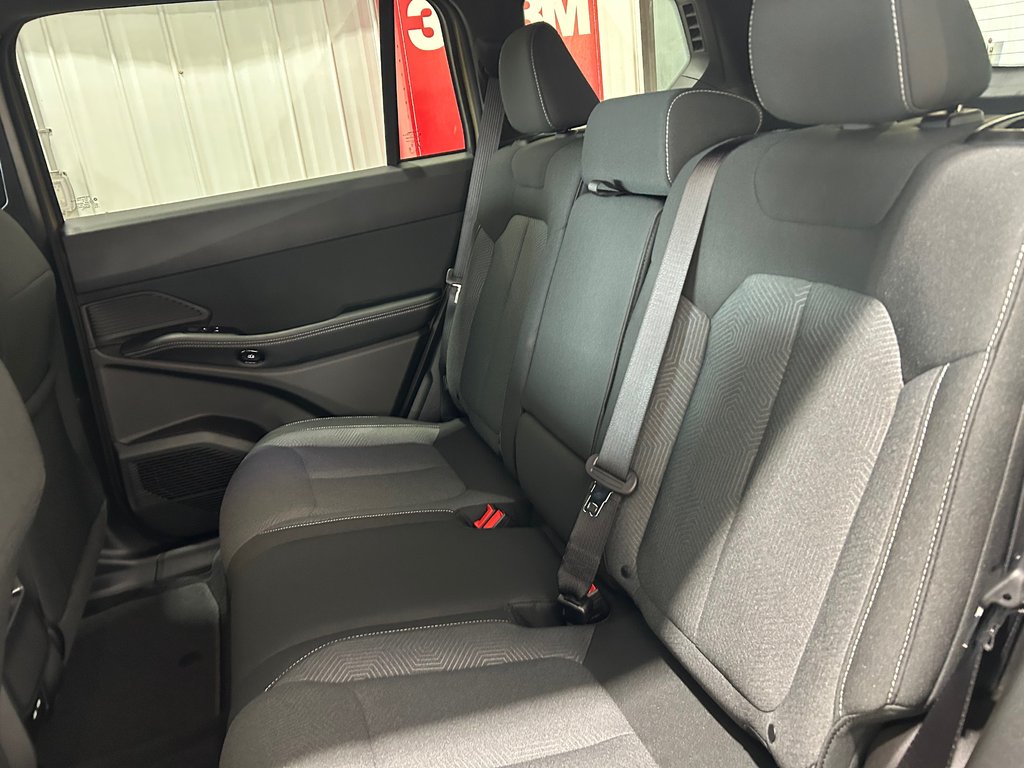 2026 Jeep Cherokee LAREDO in Grand-Sault and Edmunston, New Brunswick - 8 - w1024h768px