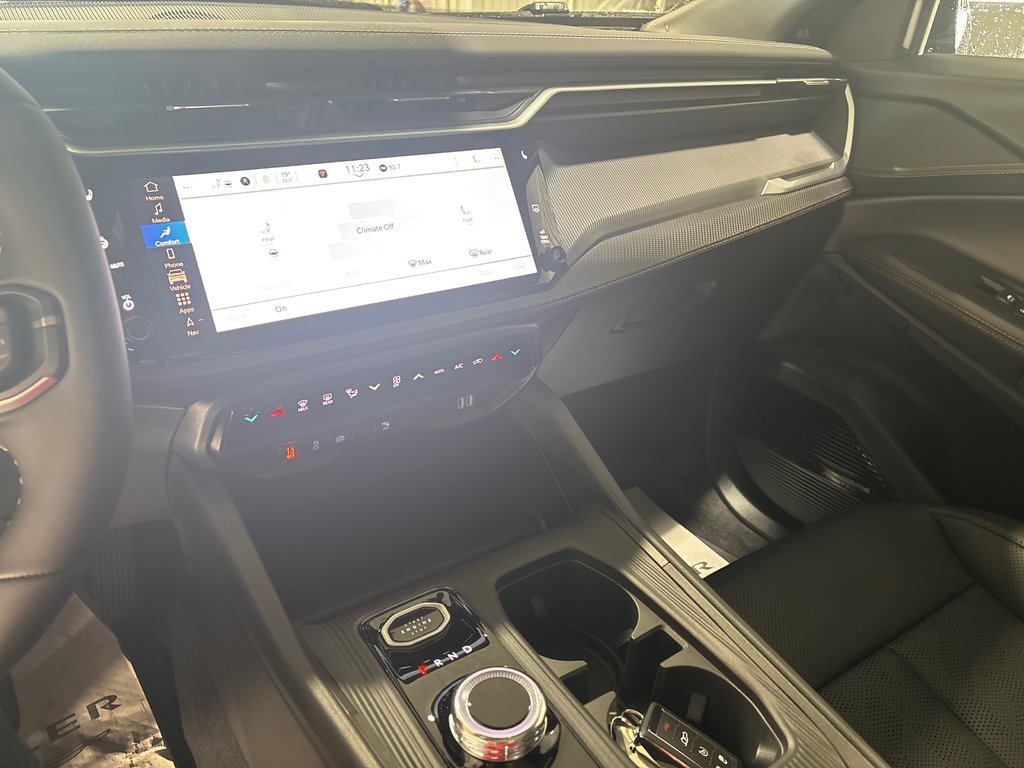 2026 Jeep Cherokee OVERLAND in Grand-Sault and Edmunston, New Brunswick - 12 - w1024h768px