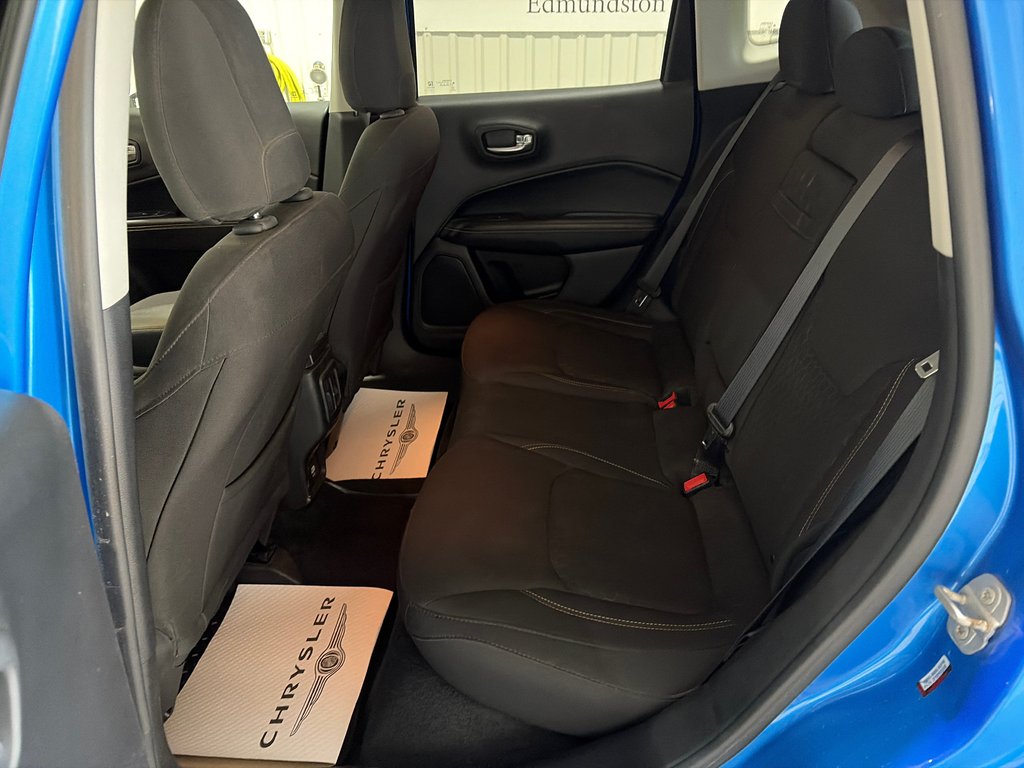 2018 Jeep COMPASS SPORT SPORT in Grand-Sault and Edmunston, New Brunswick - 10 - w1024h768px
