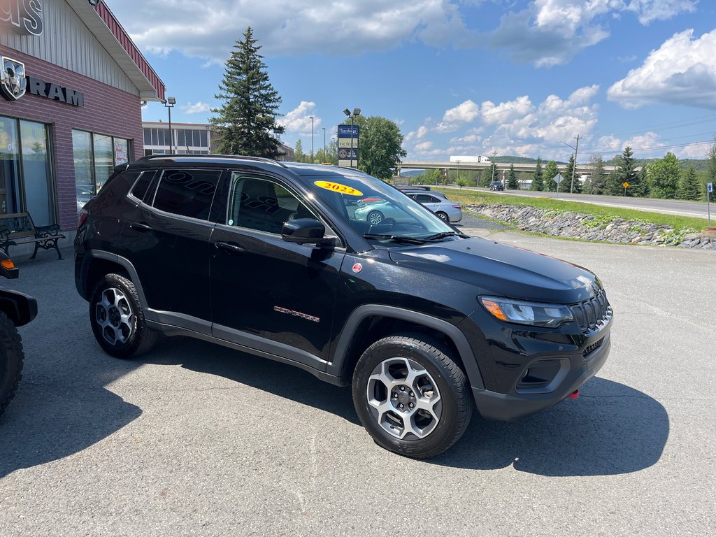 2022  Compass TRAILHAWK in Grand-Sault and Edmunston, New Brunswick - 3 - w1024h768px