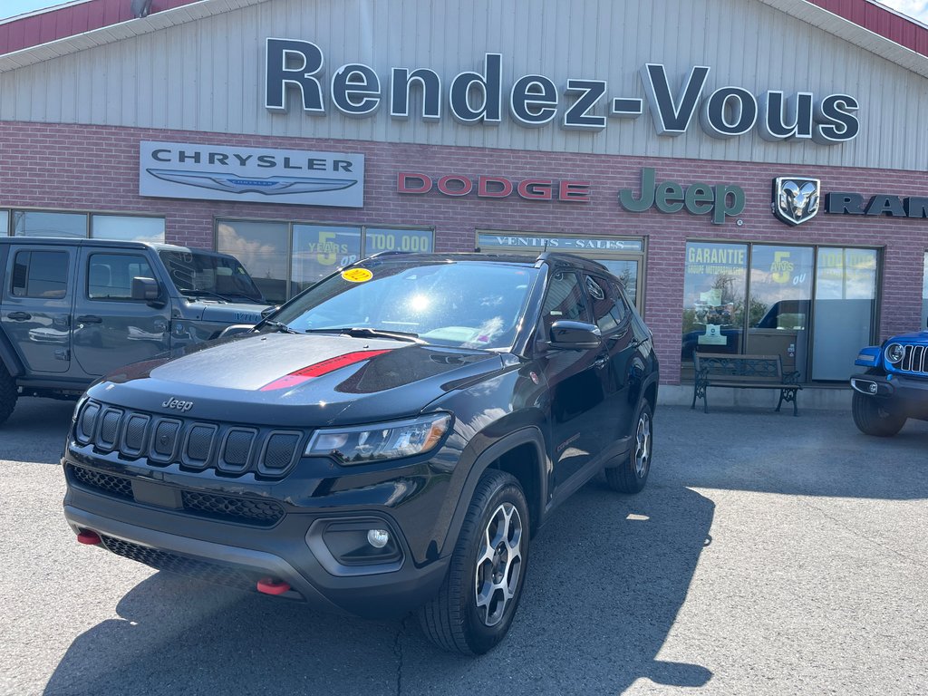 2022  Compass TRAILHAWK in Grand-Sault and Edmunston, New Brunswick - 1 - w1024h768px