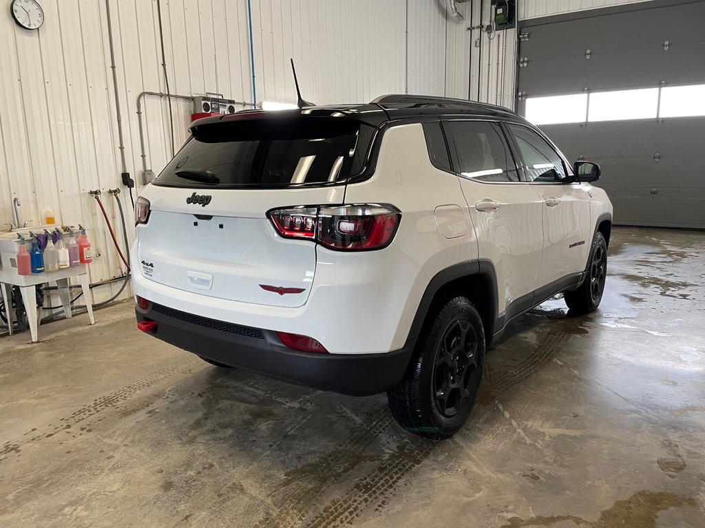 2023  Compass TRAILHAWK in Grand-Sault and Edmunston, New Brunswick - 4 - w1024h768px