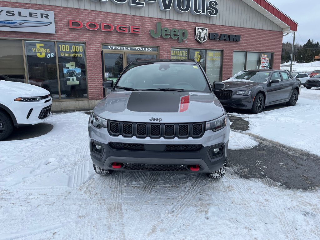 2024  Compass TRAILHAWK in Grand-Sault and Edmunston, New Brunswick - 2 - w1024h768px