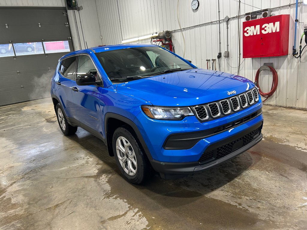 Jeep Compass SPORT 2025 à Grand-Sault et Edmunston, Nouveau-Brunswick - 3 - w1024h768px