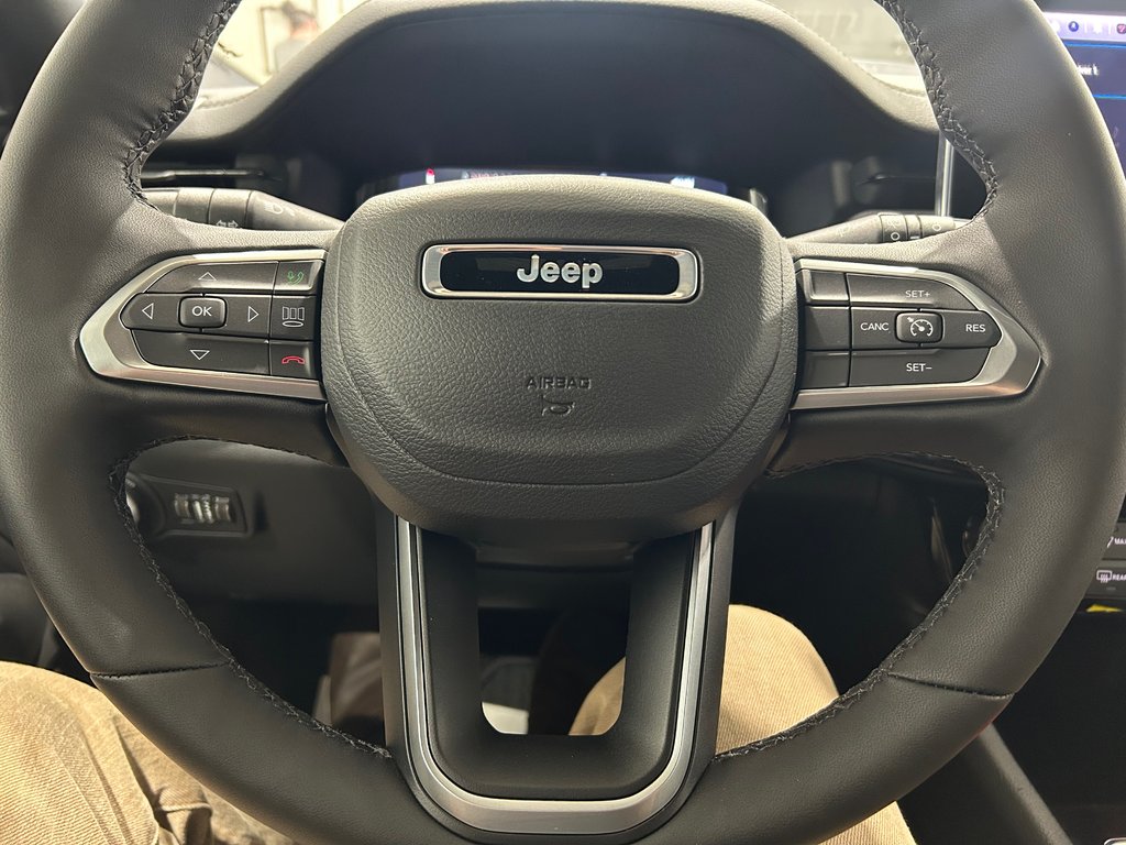 2025 Jeep Compass ALTITUDE in Grand-Sault and Edmunston, New Brunswick - 9 - w1024h768px