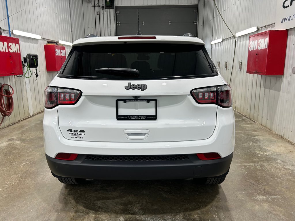 2025 Jeep Compass ALTITUDE in Grand-Sault and Edmunston, New Brunswick - 5 - w1024h768px