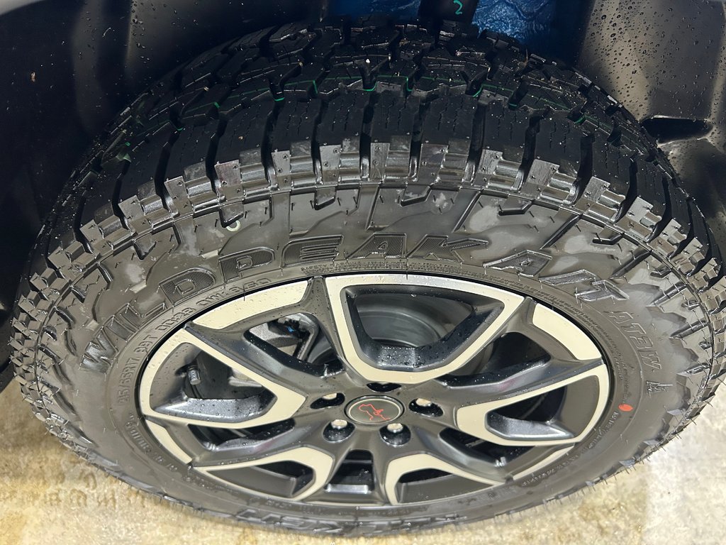 2026 Jeep Compass TRAILHAWK in Grand-Sault and Edmunston, New Brunswick - 7 - w1024h768px