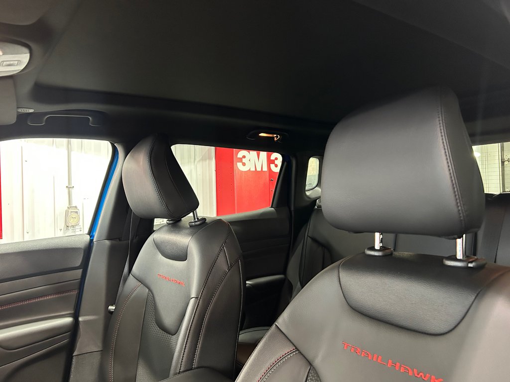 2026 Jeep Compass TRAILHAWK in Grand-Sault and Edmunston, New Brunswick - 10 - w1024h768px