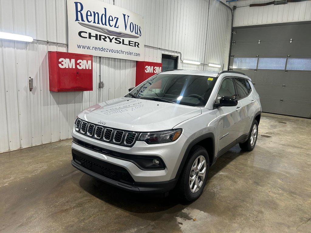 2026 Jeep Compass NORTH in Grand-Sault and Edmunston, New Brunswick - 1 - w1024h768px