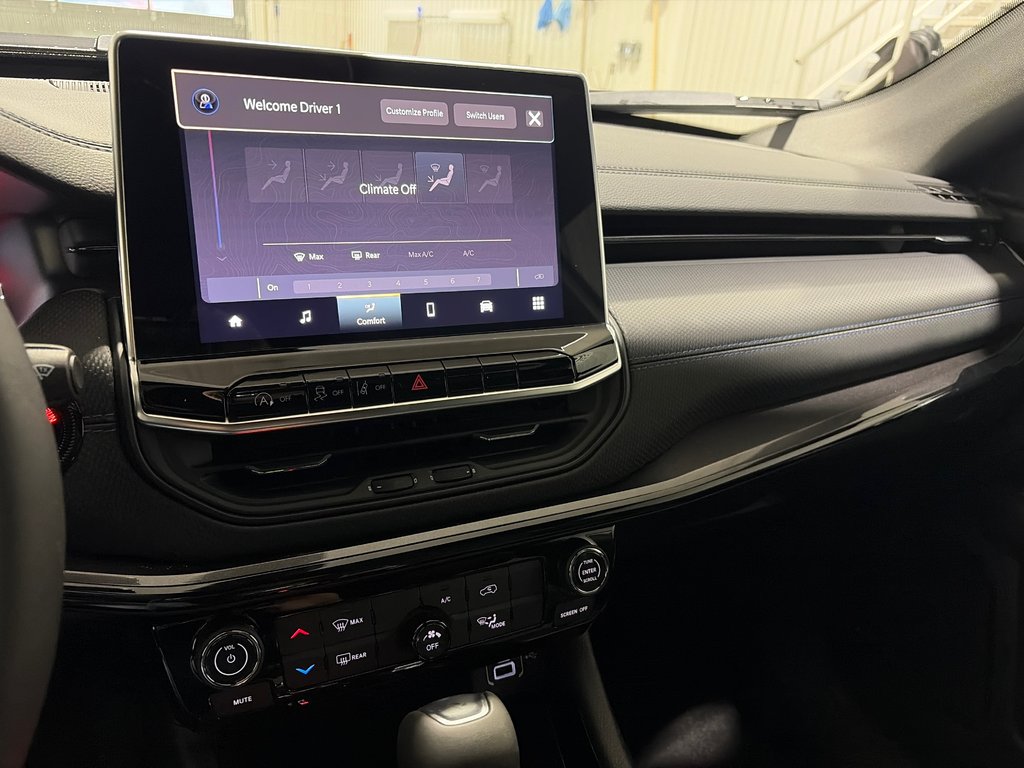 2026 Jeep Compass NORTH in Grand-Sault and Edmunston, New Brunswick - 16 - w1024h768px