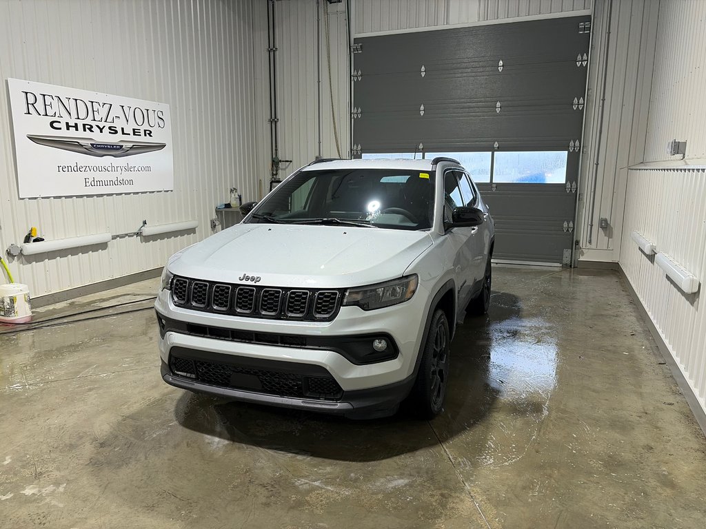 2026 Jeep Compass NORTH in Grand-Sault and Edmunston, New Brunswick - 1 - w1024h768px