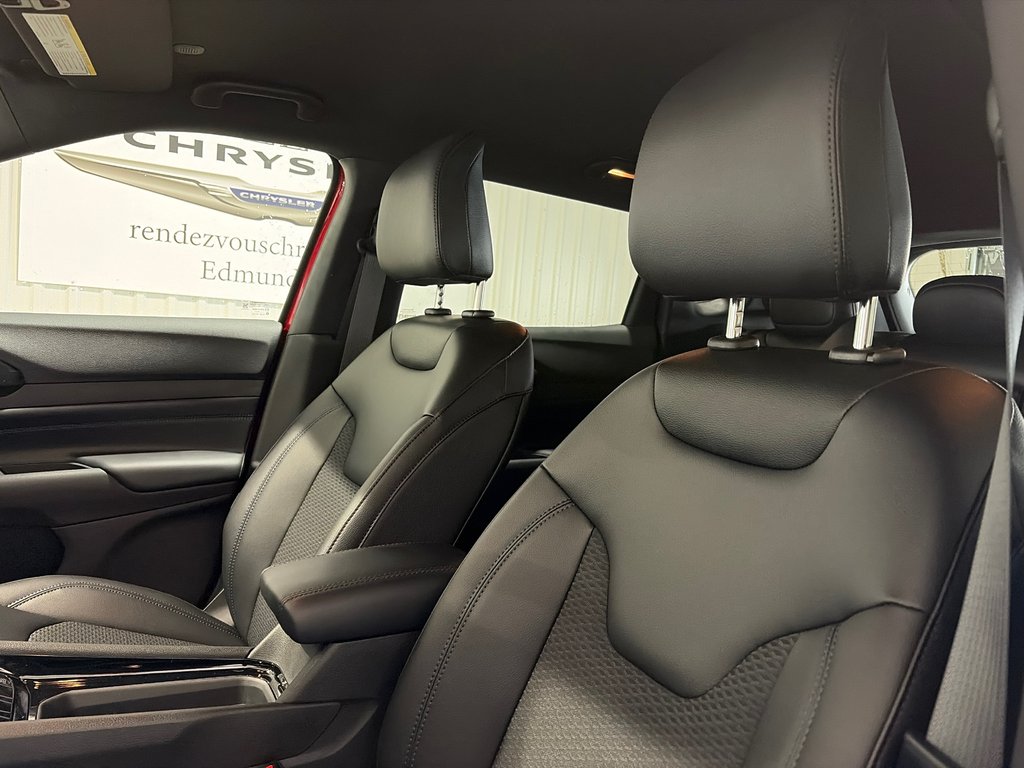 Jeep Compass NORTH 2026 à Grand-Sault et Edmunston, Nouveau-Brunswick - 13 - w1024h768px